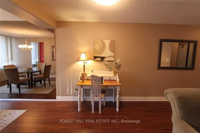 Additional image 6 of 633 Bay St Unit 1007