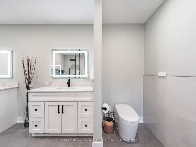 Additional image 36 of 302 Leacock Ave