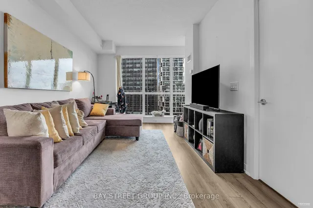 Additional image 4 of 60 Berwick Ave Unit 1201