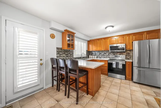Additional image 17 of 32 Rowland St