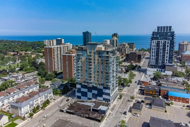 Additional image 46 of 2025 Maria St Unit 302