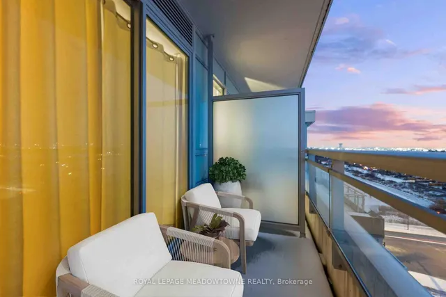 Additional image 32 of 1050 Main St Unit 809