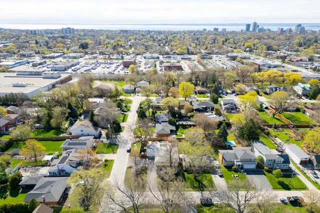 Additional image 50 of 2352 BRINELL Ave