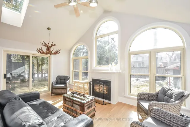 Additional image 21 of 19 Roland St