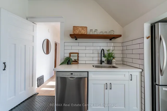 Additional image 14 of 120 Cameron St