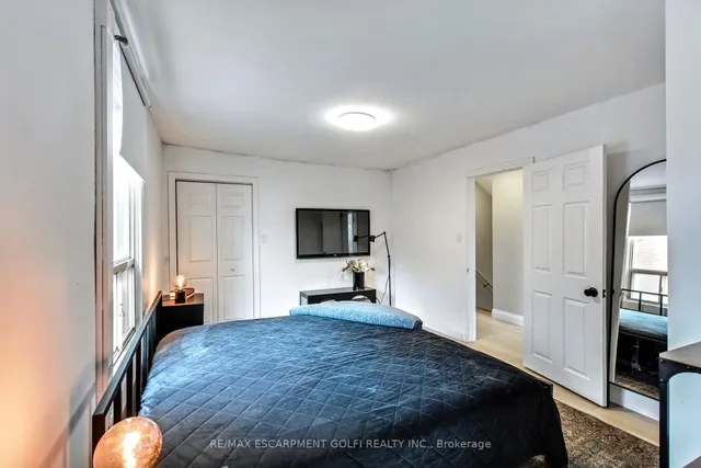 Additional image 24 of 131 Alpine Ave