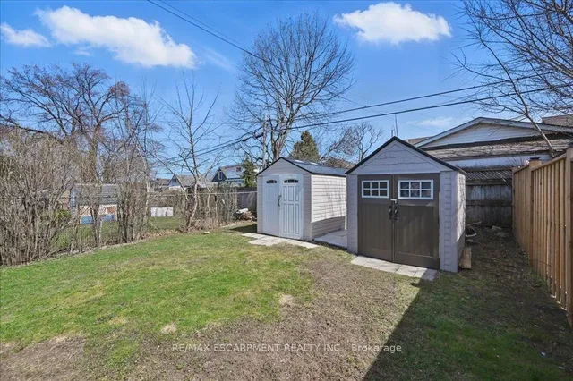 Additional image 32 of 142 Julian Ave