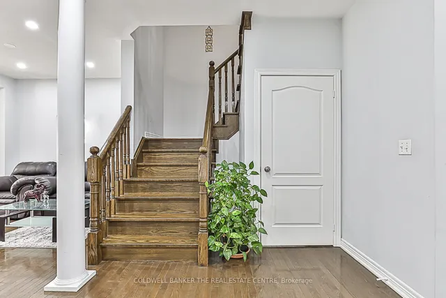 Additional image 15 of 43 Crystalview Cres