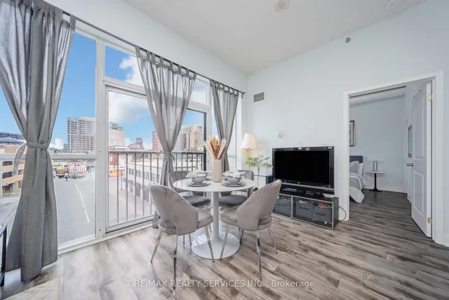 Additional image 27 of 9 George St Unit 303