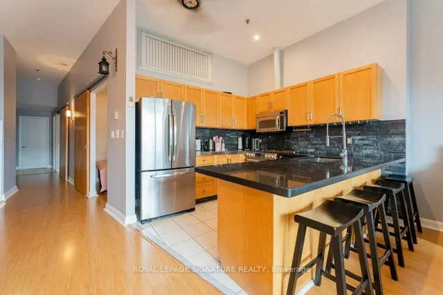 Additional image 12 of 700 King St Unit 801