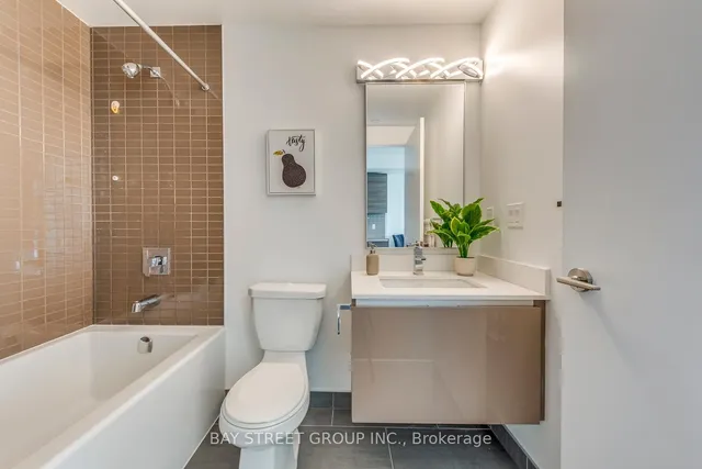 Additional image 19 of 200 Bloor St Unit 1504