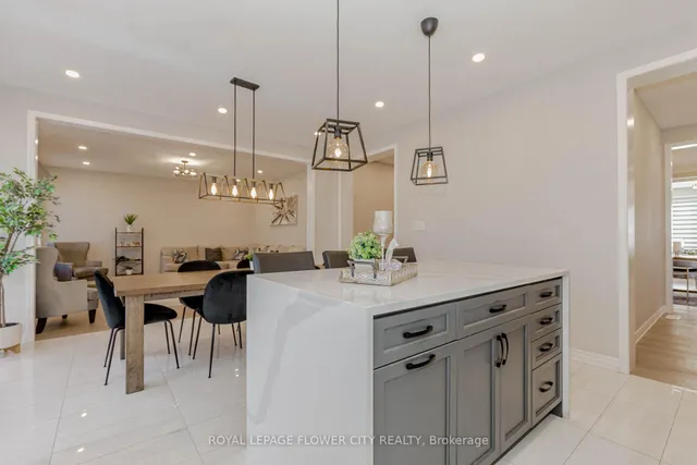 Additional image 19 of 1371 Lobelia Cres