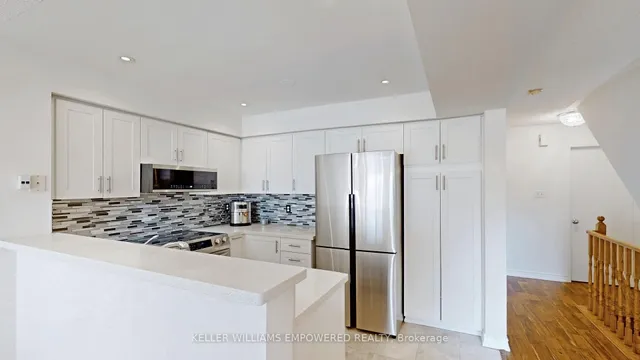 Additional image 10 of 60 Barondale Dr Unit 250