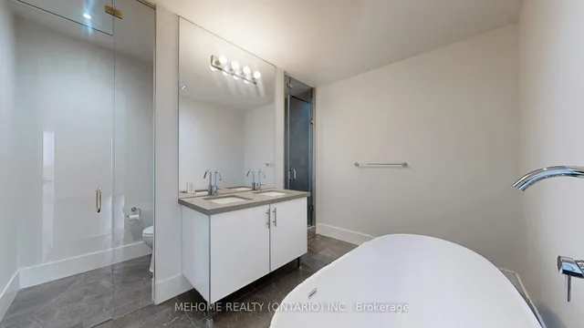 Additional image 17 of 29 Queens Quay Unit 505