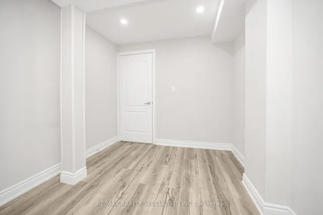 Additional image 45 of 102 Chalkfarm Cres