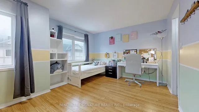 Additional image 23 of 73 Stagecoach Circ