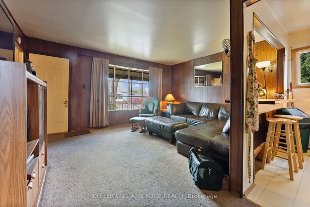 Additional image 4 of 296 Ivon Ave