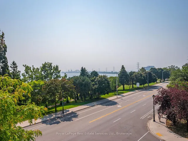 Additional image 20 of 415 Locust St Unit 310