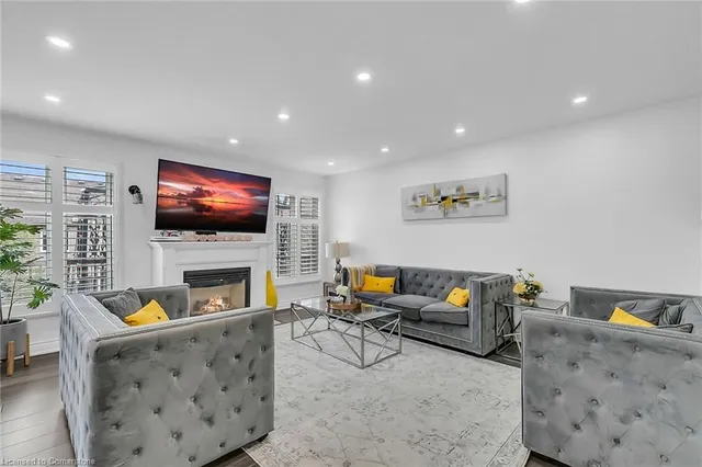 Additional image 5 of 956 Banffshire Crt