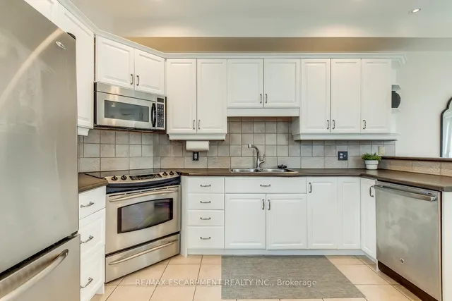 Additional image 17 of 5331 Applegarth Dr