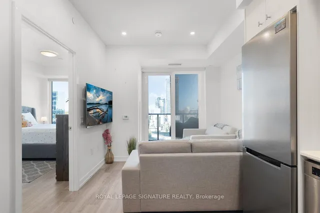 Additional image 28 of 5 Wellington St Unit 814