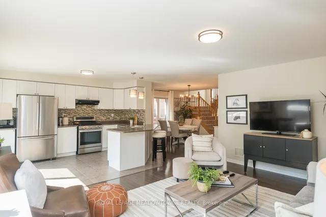 Additional image 15 of 694 Rayner Crt