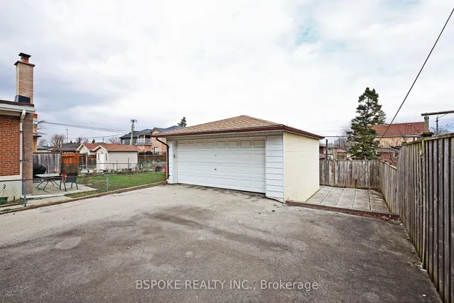 Additional image 37 of 49 Howbert Dr