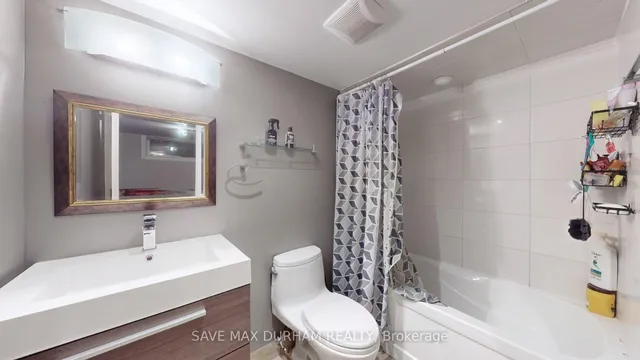 Additional image 34 of 165 Harewood Ave