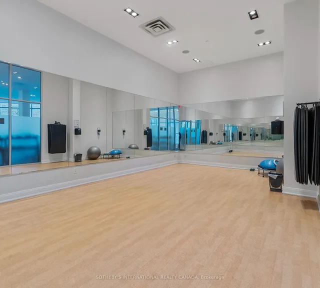 Additional image 25 of 88 Park Lawn Rd Unit 608