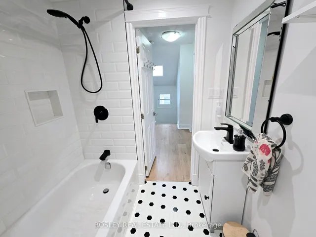 Additional image 18 of 104 Aileen Ave