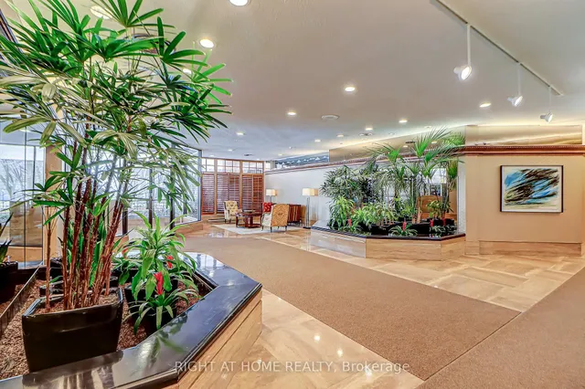 Additional image 41 of 130 Carlton St Unit 1207