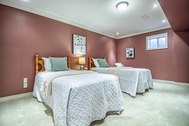 Additional image 16 of 2156 Country Club Dr