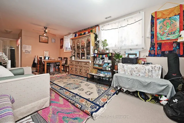 Additional image 21 of 555 Royal York Rd