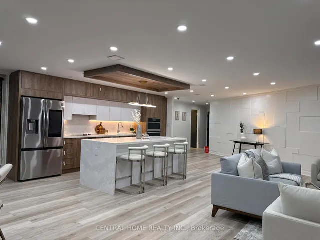 Additional image 30 of 85 Skymark Dr Unit 1602