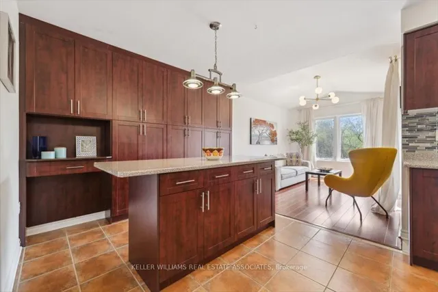 Additional image 12 of 342 Riverstone Dr