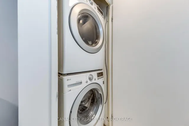 Additional image 28 of 36 CHARLOTTE St Unit 201