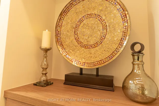 Additional image 43 of 447 Walmer Rd Unit 608