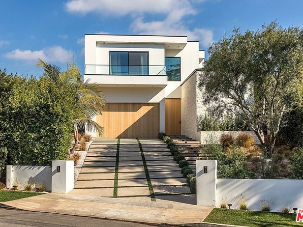 Primary image of 324 S Medio Dr, Los Angeles, CA 90049