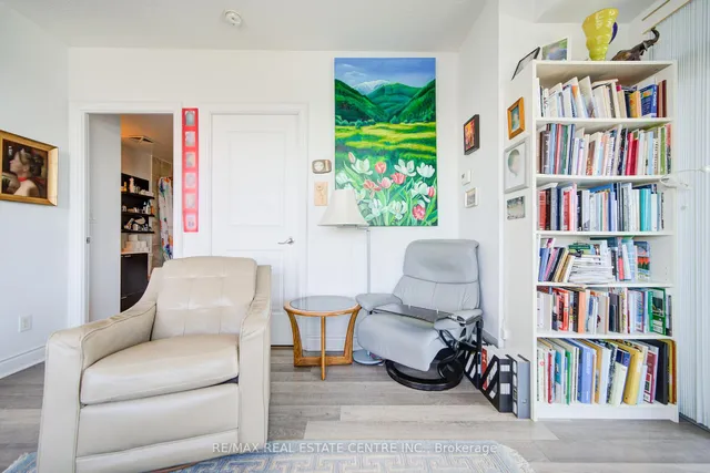 Additional image 27 of 16 Brookers Lane Unit 1602