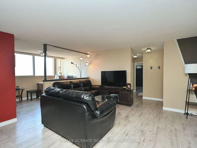 Additional image 9 of 3700 Kaneff Cres Unit 2101