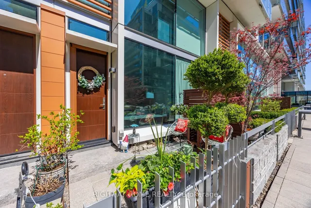 Additional image 40 of 39 Queens Quay Unit 129