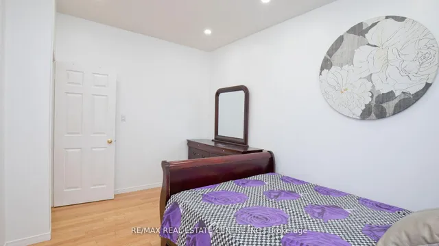 Additional image 30 of 32 Pappain Cres