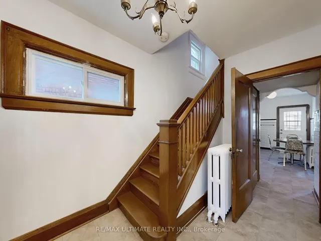 Additional image 2 of 1809 Dufferin St