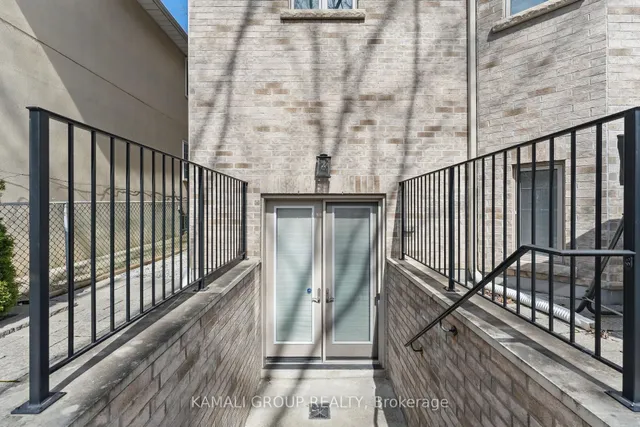 Additional image 42 of 253 Poyntz Ave