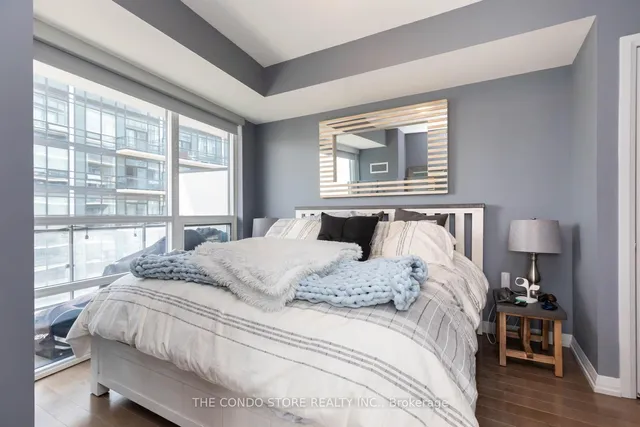 Additional image 12 of 460 Adelaide St Unit 2006