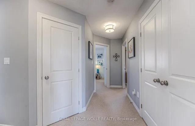 Additional image 25 of 18 Creek Ridge St