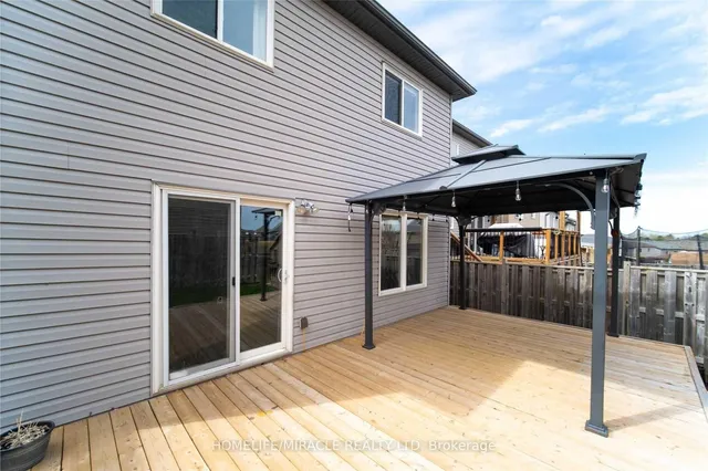 Additional image 8 of 6 Pompeii St