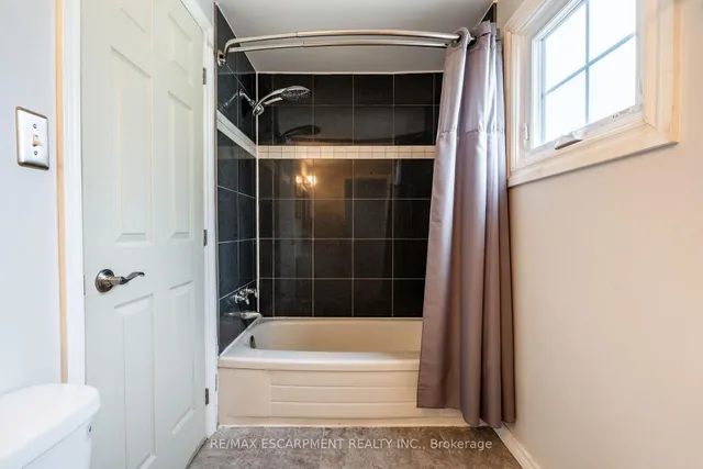 Additional image 22 of 2345 Glastonbury Rd