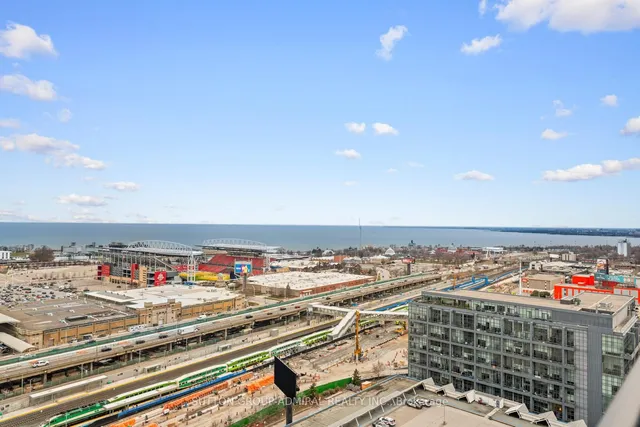 Additional image 39 of 135 East Liberty St Unit 1901