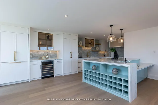 Additional image 15 of 66 Collier St Unit 9D